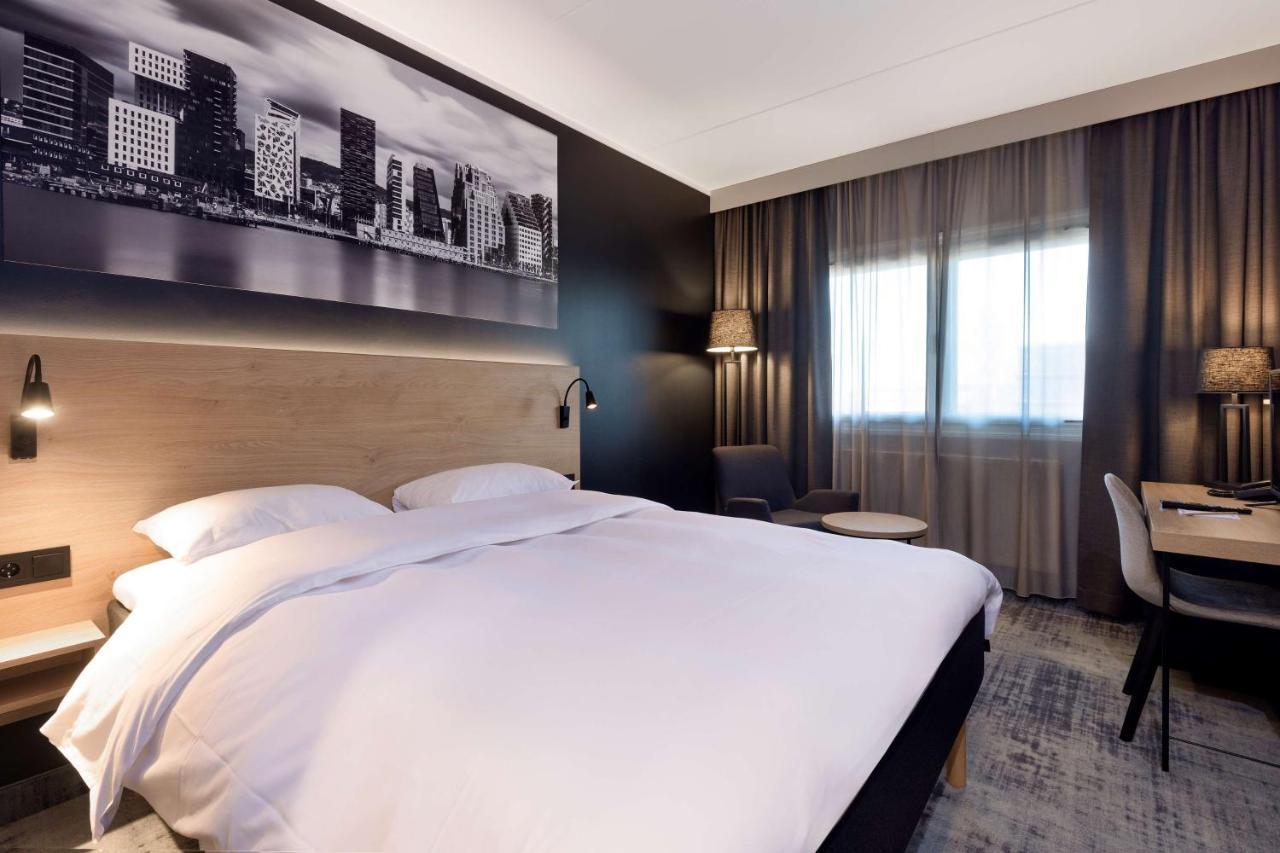 Hotell Park By Radisson Oslo Airport West 4*