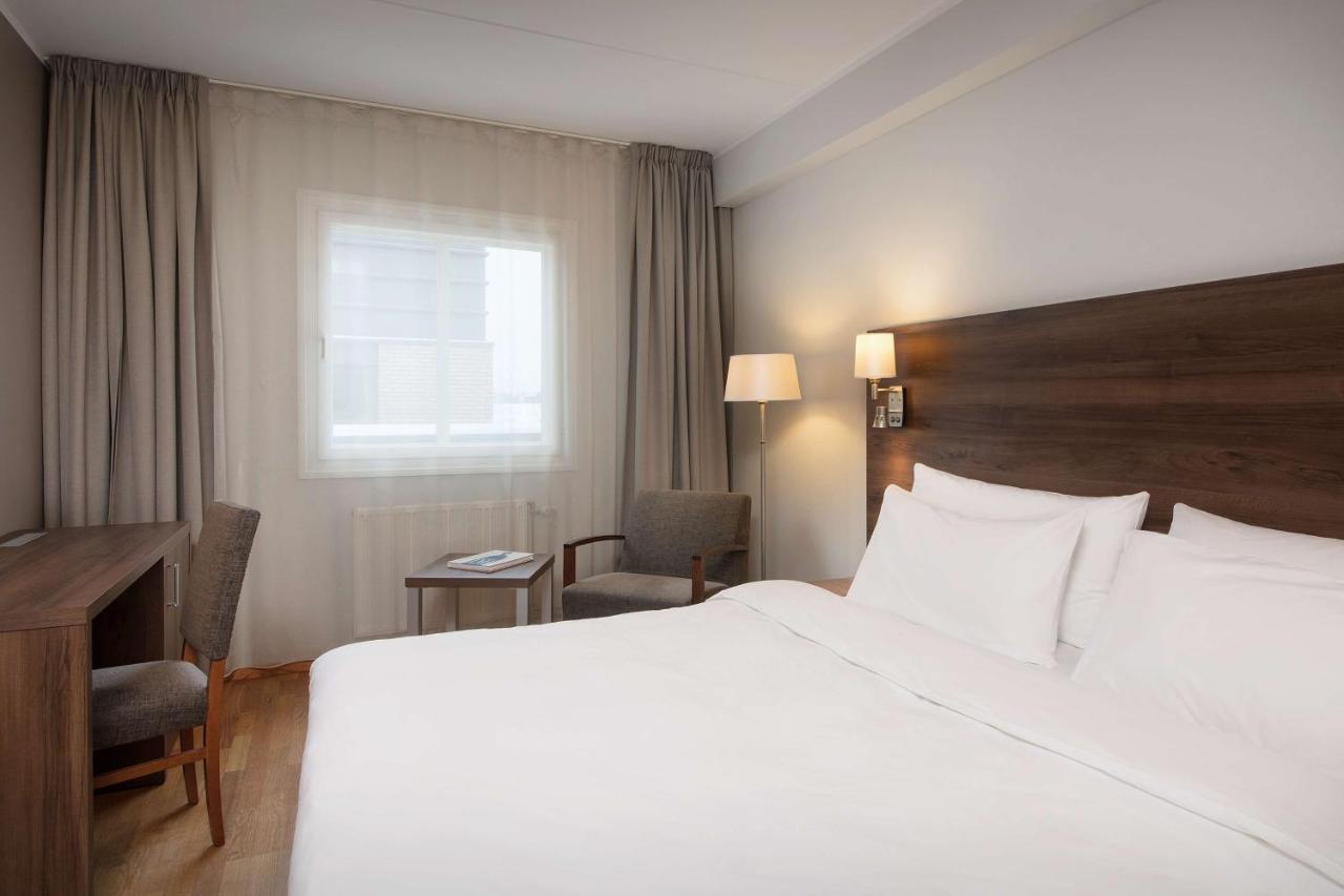 Hotell Park By Radisson Oslo Airport West Garder