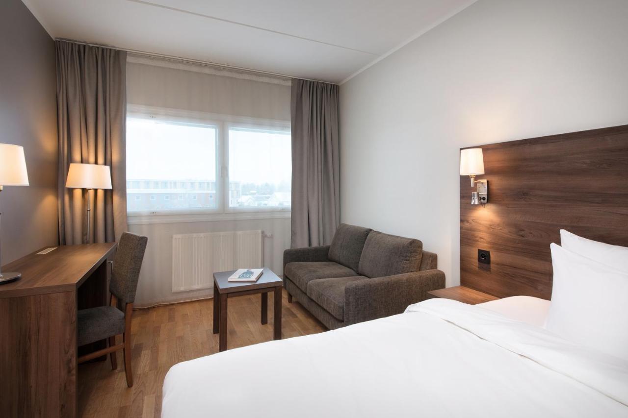 Park By Radisson Oslo Airport West Hotell 4*